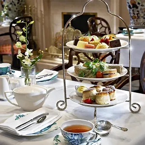 The Omni King Edward Отель